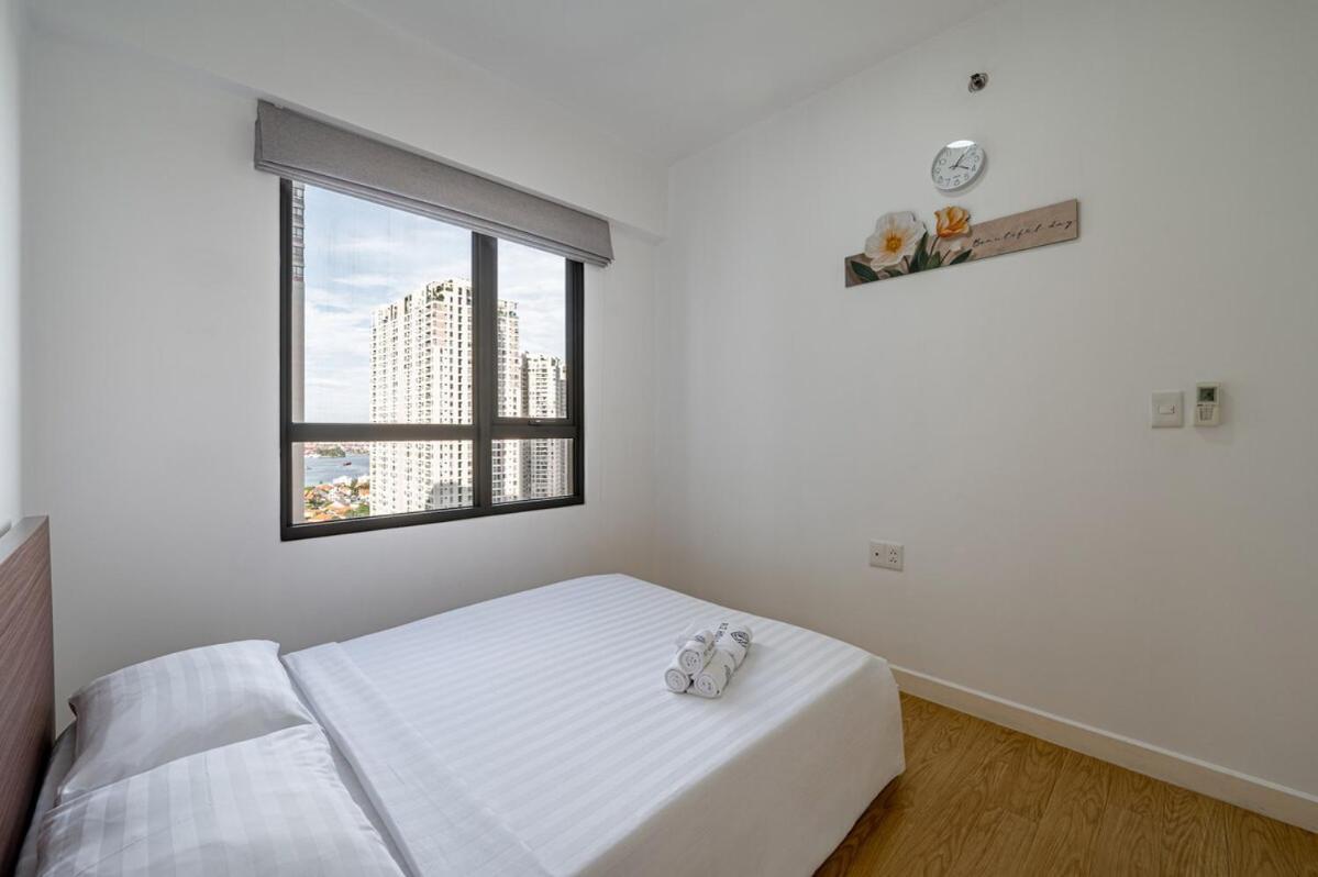 New Modern Interior Tidy Masteri T1 2 Room, 2 Bathroom Apartment Ho Chi Minh City